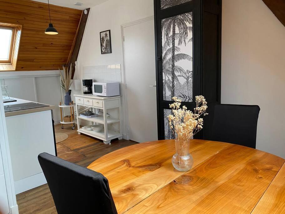 Charmant Appartement Entre Saint-Malo Et Le Mont-Saint-Michel Dol-de-Bretagne Eksteriør billede